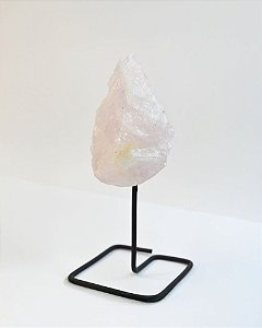 Quartzo Rosa na Base (P) - Amor, Cura do Coração, Amor Próprio, Perdão e Gratidão