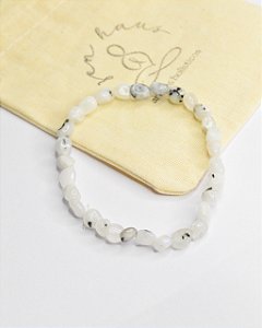 Pulseira de Pedra da Lua Rolada - Intuição, Sagrado Feminino, Emoções e Fertilidade