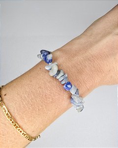 Pulseira de Quartzo Azul - Paciência, Comunicação, Medos, Sabedoria e Compreensão