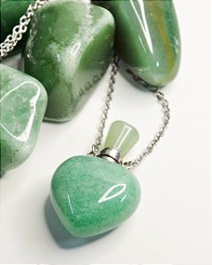 Colar Difusor de Quartzo Verde Prateado - Saúde e Equilíbrio Emocional - Aço Inoxidável