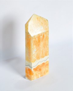 Ponta de Calcita Mel Bandada - Peça única PMEL02 680g - Clareza Mental, Doçura, Prosperidade e Movimento