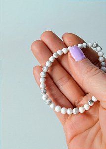 Pulseira de Howlita Redonda 4mm - Paz, Paciência e Equilíbrio de Emoções