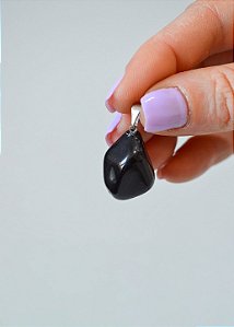 Pingente de Obsidiana Rolada - Proteção, Concentração, Autodescoberta, Consciência sobre seus Erros