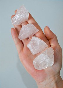 Quartzo Rosa Bruto - Amor Próprio, Perdão, Acolhimento e Gratidão