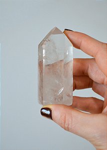 Ponta de Quartzo Cristal 90 a 140g - Intensificador, Iluminação, Energização e Purificação