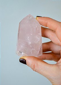 Ponta de Quartzo Rosa - Peça única 113g - Autoestima, Amor, Gratidão e Relacionamentos