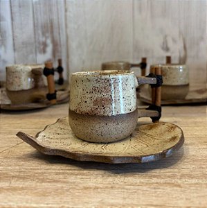 Xícara de Café Alça Canela