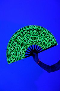 LEQUE PLÁSTICO GRANDE KHEY | ARABESCO NEON