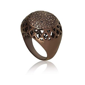 ANEL DE DESIGN ELEGANTE COM TEXTURA DETALHADA EM TOM BRONZE FOLHEADO A OURO