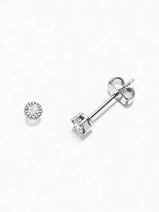 BRINCO PONTO DE LUZ REDONDO CRAVEJADO COM ZIRCÔNIAS CRISTAL FOLHEADO A RÓDIO BRANCO