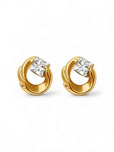 BRINCO FORMATO ARGOLA TORCIDA COM ZIRCÔNIA QUADRADA FOLHEADO A OURO