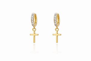 BRINCO ARGOLA CLICK COM CRUZ LISA E ZIRCÔNIAS FOLHEADO A OURO