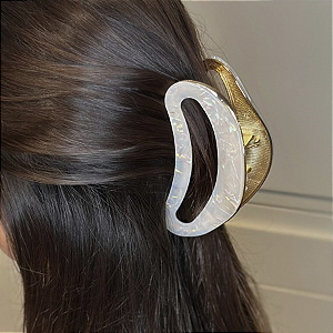 Prendedor Acetado + Metal G Perolada