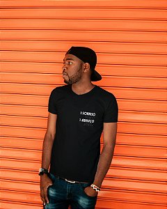 T-Shirt "1 Sorriso Negro, 1 Abraço Negro" (3)