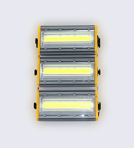 Refletor de LED Linear para Campo e Quadra 300W IP68 Direcionável