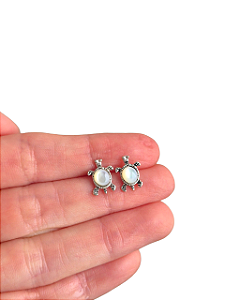 Brinco Tartaruga com Madre Peróla