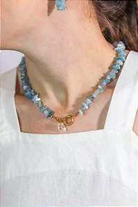 Choker Água Marinha com fecho boia e pingente de Quartzo Cristal