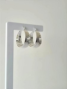 Argola click em prata 925 e banho de ródio