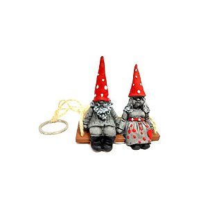 Casal de Duendes no Balanço em Resina