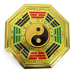 Baguá Feng Shui Yin Yang Dourado (17cm)