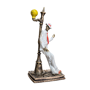 Estátua Orixá Zé Pilintra no Poste em Resina (15cm)