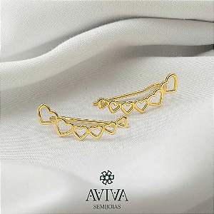 Brinco Ear Cuff com Corações - Modernidade e Estilo