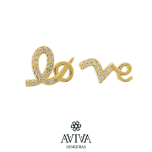 Brincos Assimétricos LOVE - Amor e Estilo em Cada Detalhe
