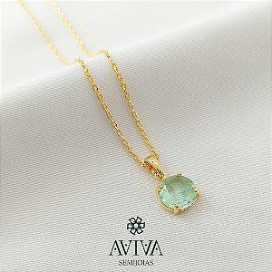 Colar Delicado com Pingente Solitário - Elegância e Sofisticação