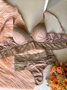 Conjunto 764 Castanho