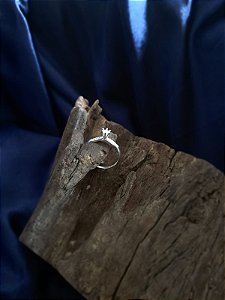 Anel Solitário Brilho Oceânico – Prata 925 e Zircônia