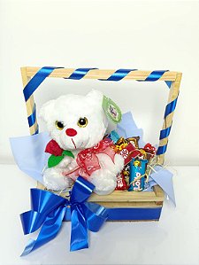 Cesta Doce Carinho com Laço Azul