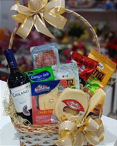 Cesta Sabor e Elegância com Vinho e Queijos