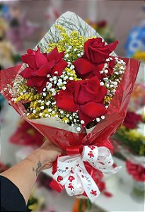 Buquê Trio de Rosas Vermelhas
