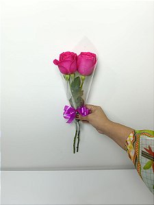 Buquê de 2 (Duas) Rosas Pink Beleza Natural