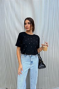 T-SHIRT PREMIUM PRETA COM STRASS