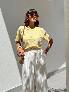 T-SHIRT PREMIUM AMARELO CANDY COM STRASS