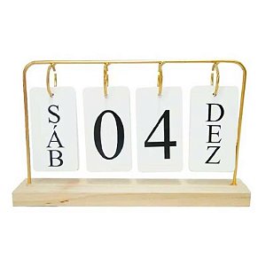CALENDÁRIO DE MESA COM PLAQUINHAS