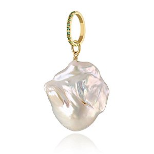 Pingente Pérola Biwa com Argola Cravejada de Esmeraldas em Ouro 18K