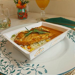 Filé de frango ao Lenon Pepper + Arroz a grega + Feijão