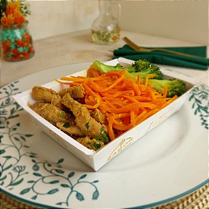 Filé mignon suíno c/ alho poró + Cenoura + Brócolis na manteiga