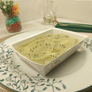 Escondidinho de frango c/ requeijão e Purê de batata doce