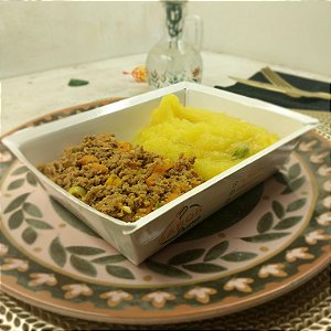 Carne moída com cenoura + Purê de mandioquinha