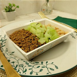 Carne moída + Grão de bico + Chuchu refogado
