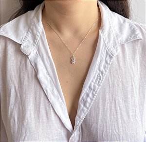 Colar em Prata Pingente Menina Pedra Zircônia