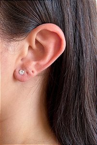 Brinco em Prata Ponto de Luz