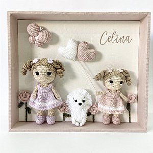 Porta maternidade feminino com 2 meninas e 1 cachorro