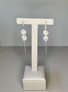 Brinco Pérolas em Fio