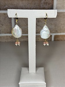 Brinco Pérola Barroca e Jade Rosa