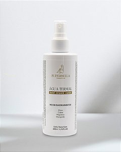 Água Termal.  Zinco, Cobre, Magnésio e Manganês. Auxilia no alívio de pós procedimentos como peeling, barbear e depilação. Auxilia em casos de dermatite, psoríase, foliculite, manchas, acne, pele oleosa.