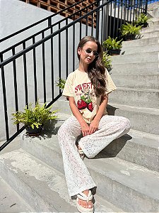 Calça de renda